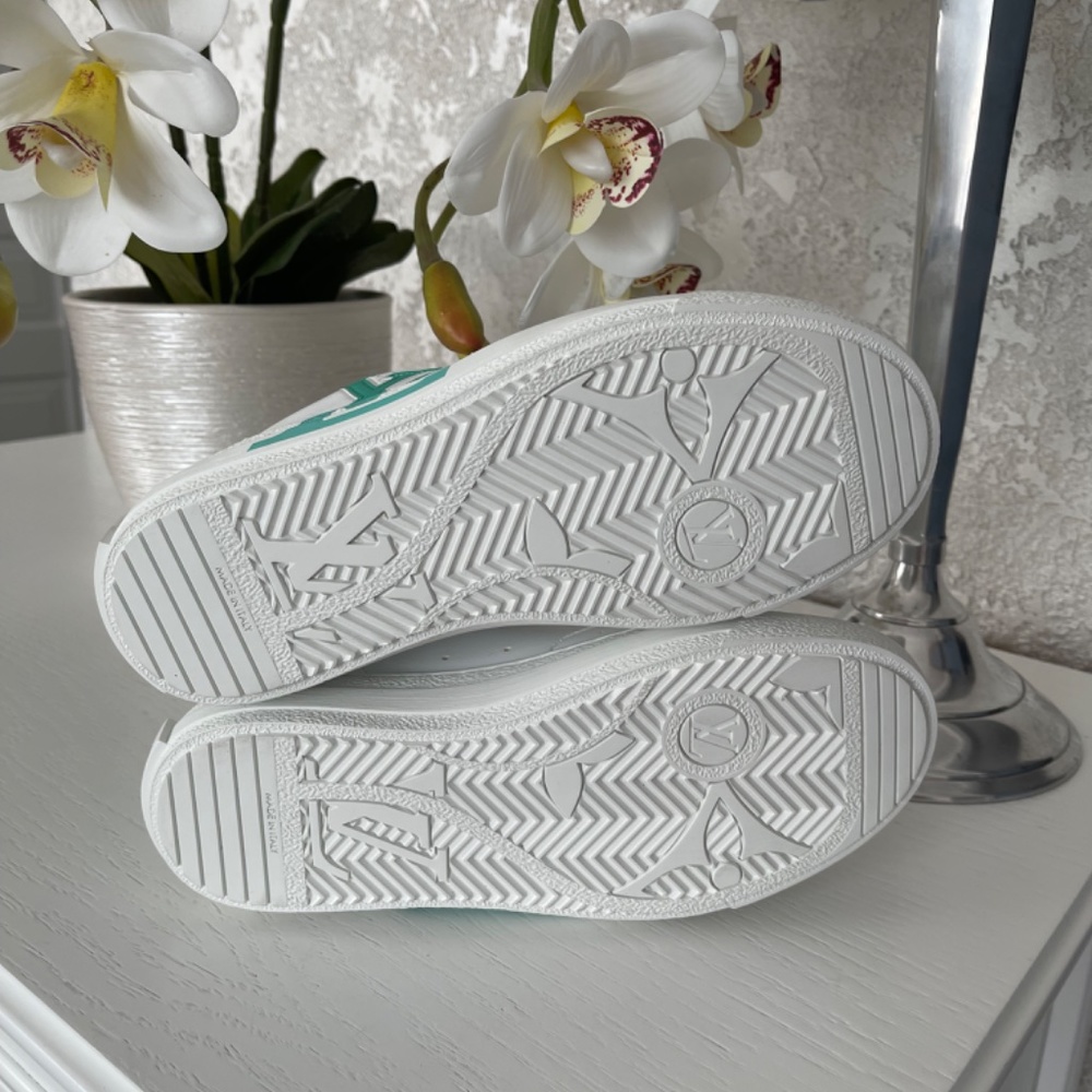 $1,130 Louis Vuitton Charlie Women’s Sneaker Size 34 1/2 AUTHENTIC😍 - Picture 9 of 15